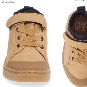 Toms Toddler Size 4 Cusco Boots